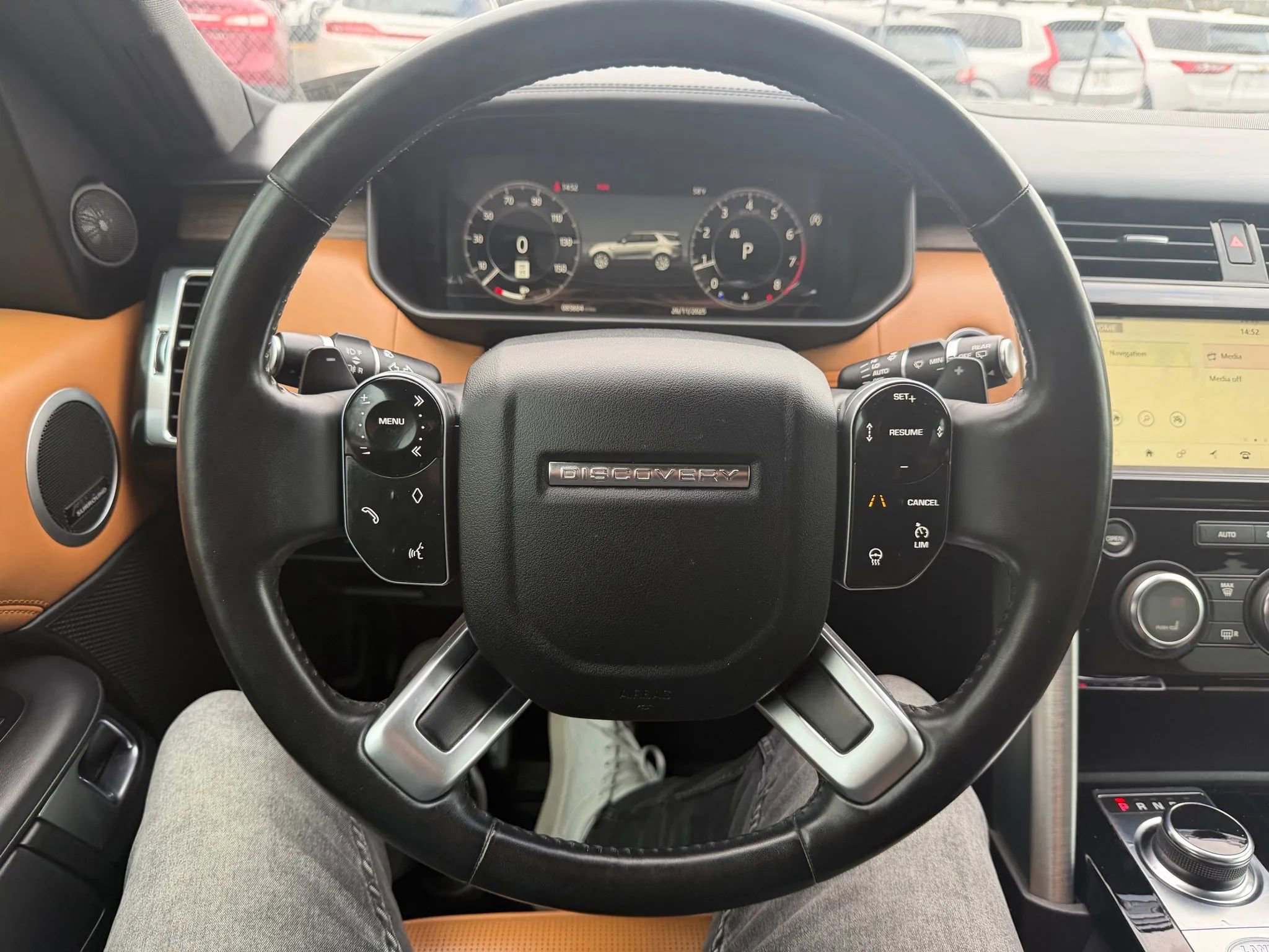Used 2019 Land Rover Discovery HSE Luxury AWD/4WD image 20