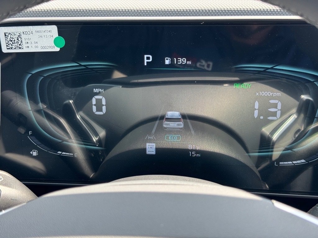 New 2025 Kia Niro EX Touring image 14