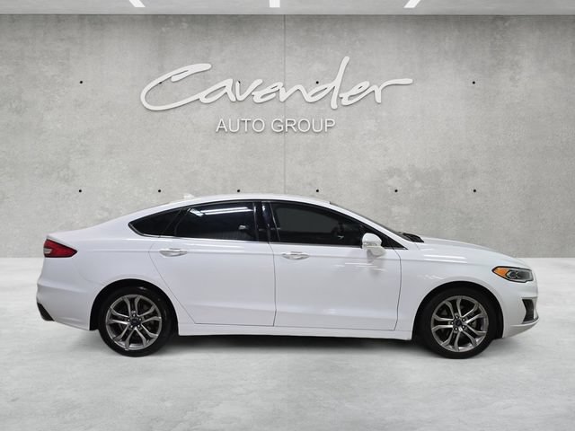 Used 2020 Ford Fusion SEL FWD image 17
