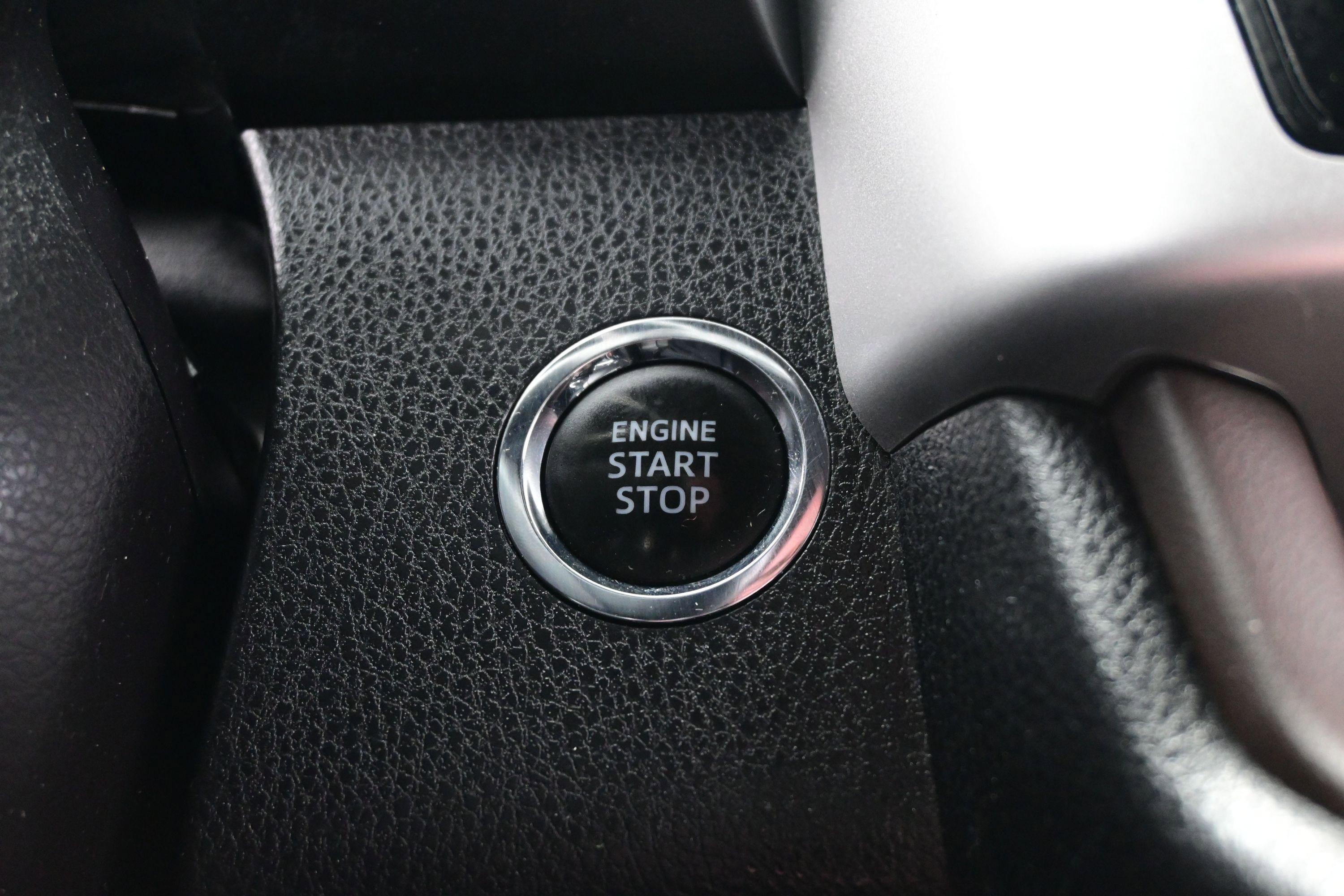 Used 2019 Toyota Highlander XLE AWD/4WD image 24