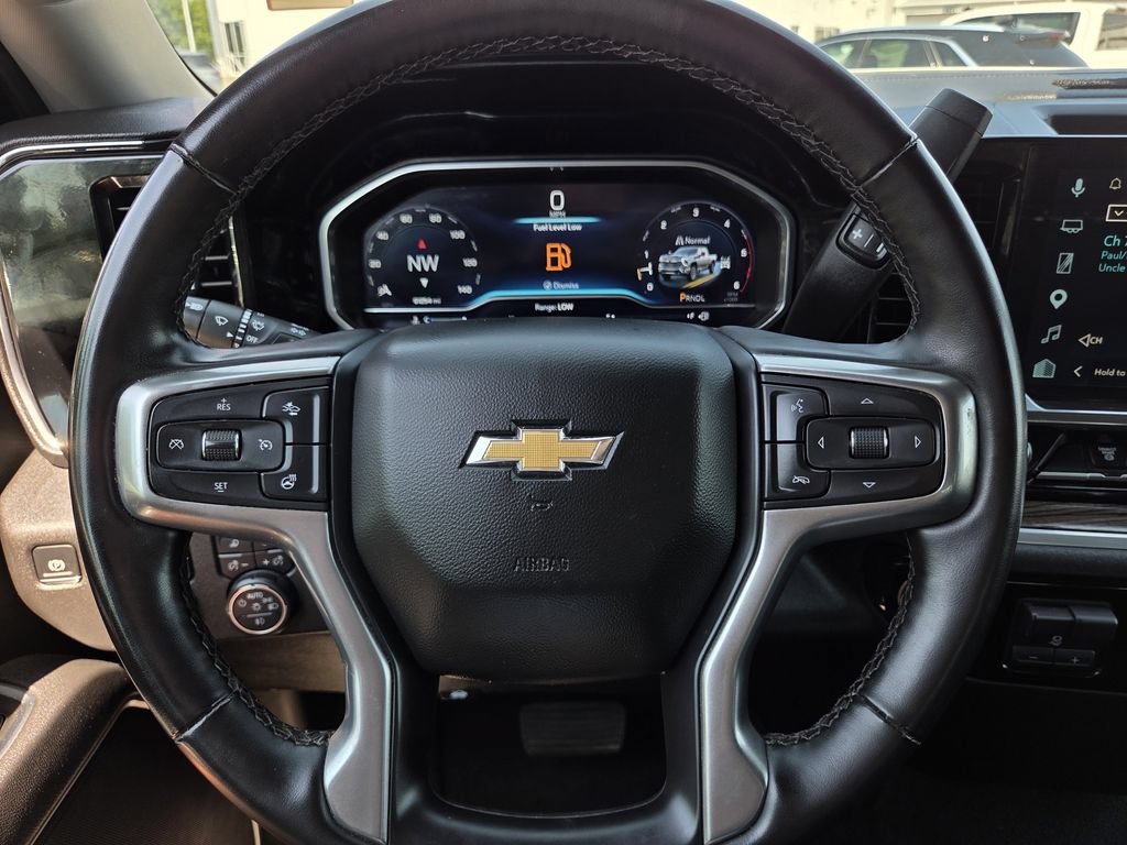 Used 2025 Chevrolet Silverado 3500 LT w/ Safety Package AWD/4WD image 25
