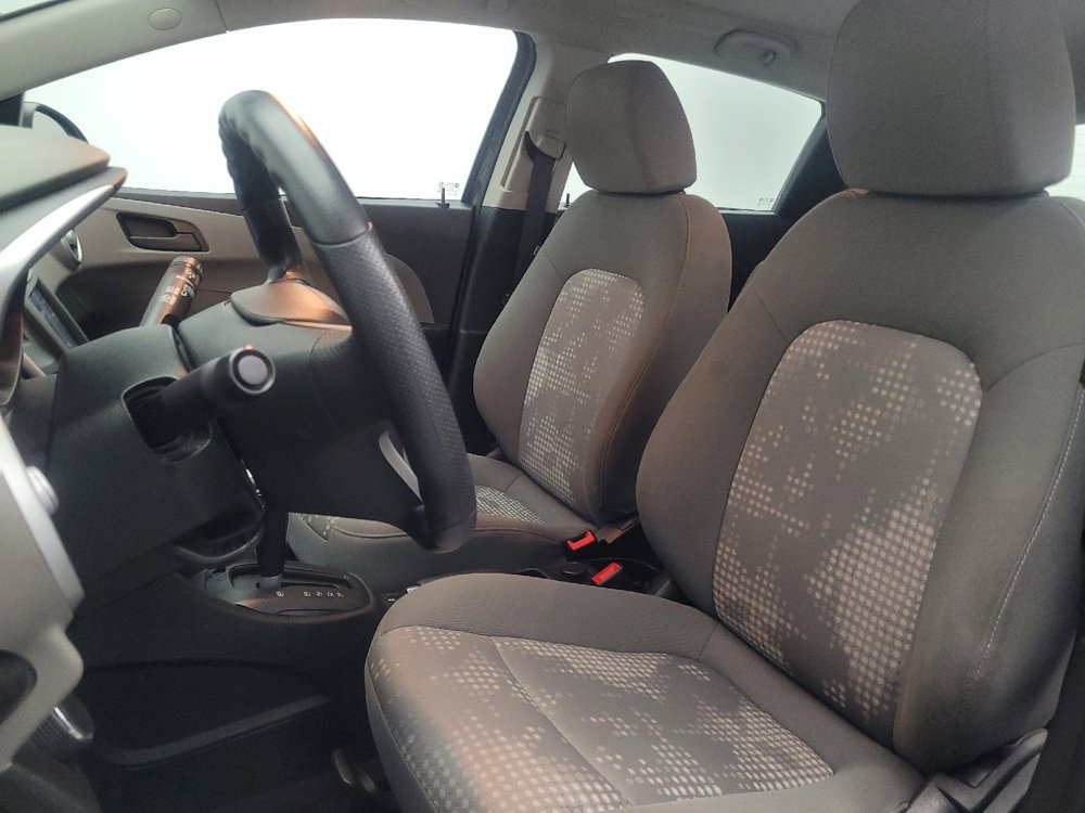 Used 2019 Chevrolet Sonic LT image 17
