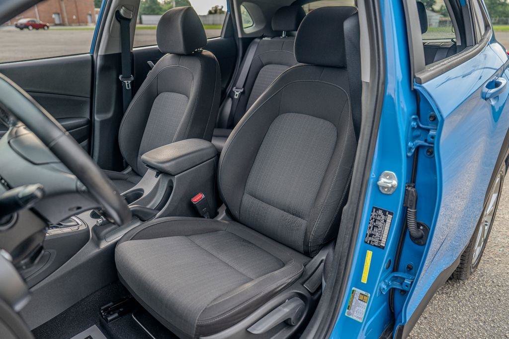 Used 2022 Hyundai Kona SEL w/ Convenience Package FWD image 13