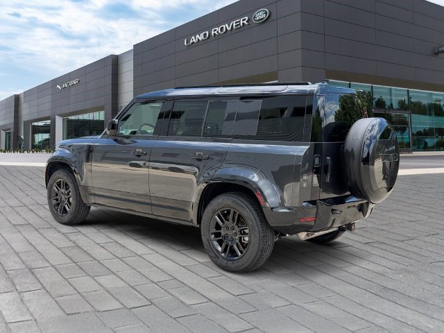 Certified 2026 Land Rover Defender 110 X-Dynamic SE AWD/4WD image 3