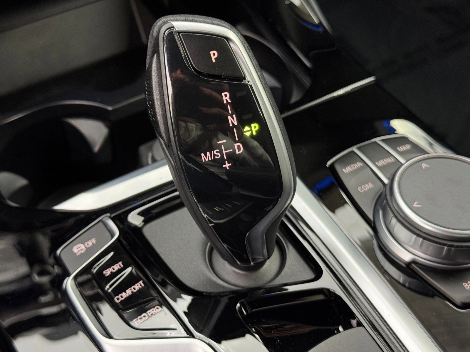 Used 2021 BMW X3 xDrive30e w/ Executive Package image 32