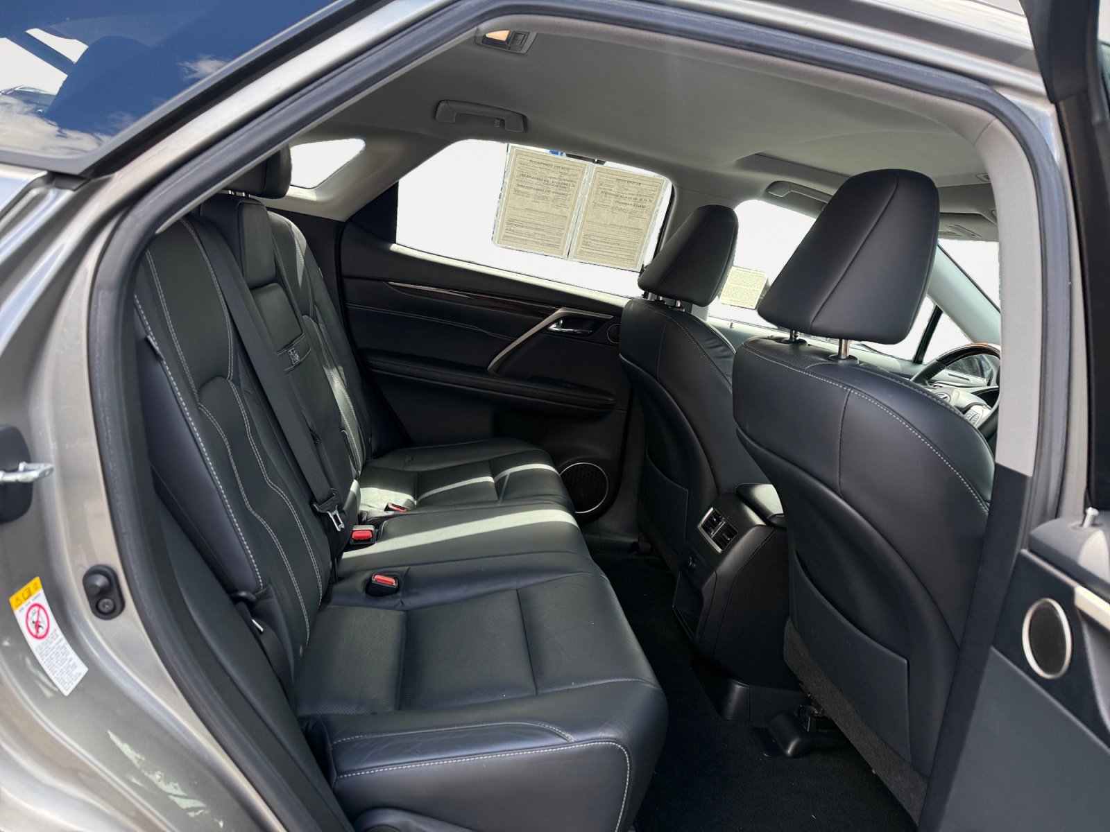 Used 2018 Lexus RX 350 FWD w/ Premium Package image 18