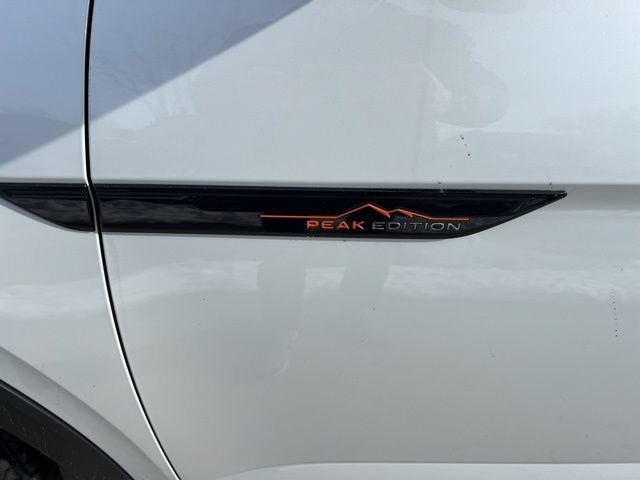New 2026 Volkswagen Atlas Peak Edition AWD/4WD image 7