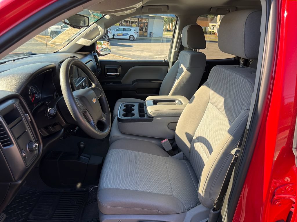 Used 2019 Chevrolet Silverado 1500 Custom w/ Custom Convenience Package AWD/4WD image 24