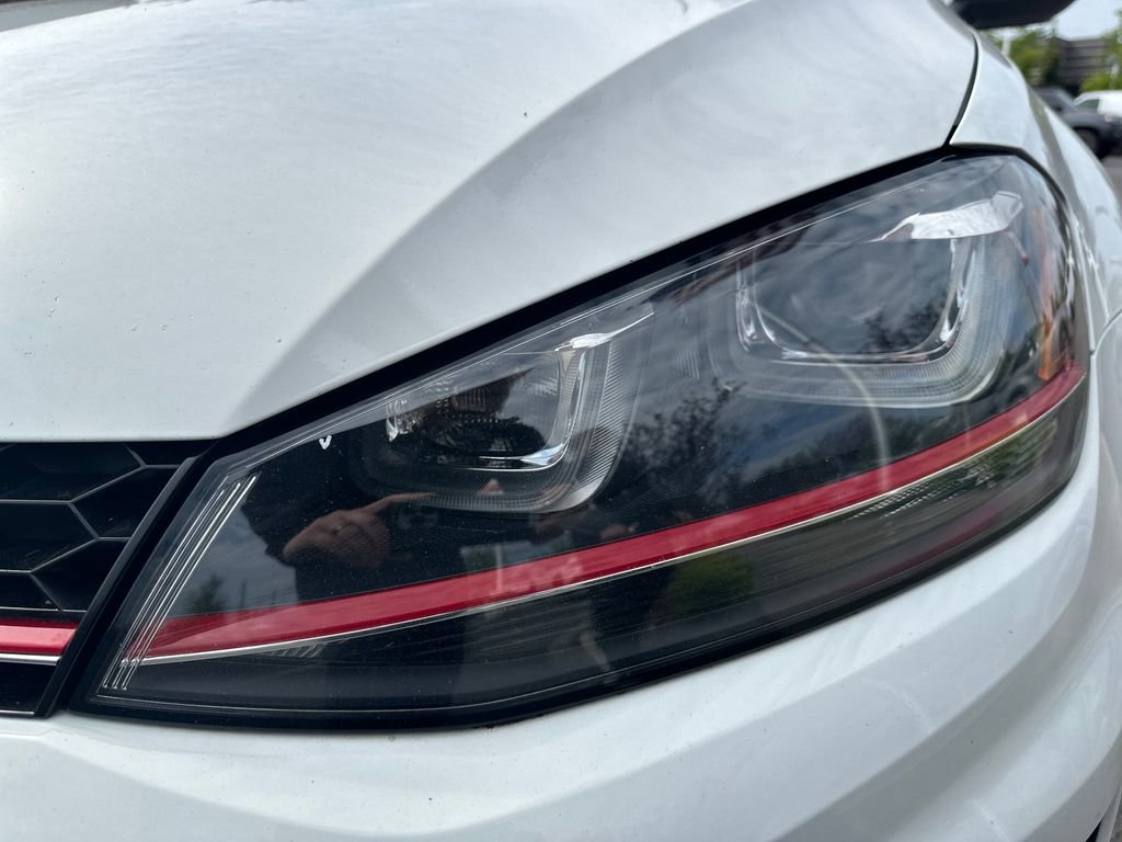 Used 2017 Volkswagen GTI Sport FWD image 9