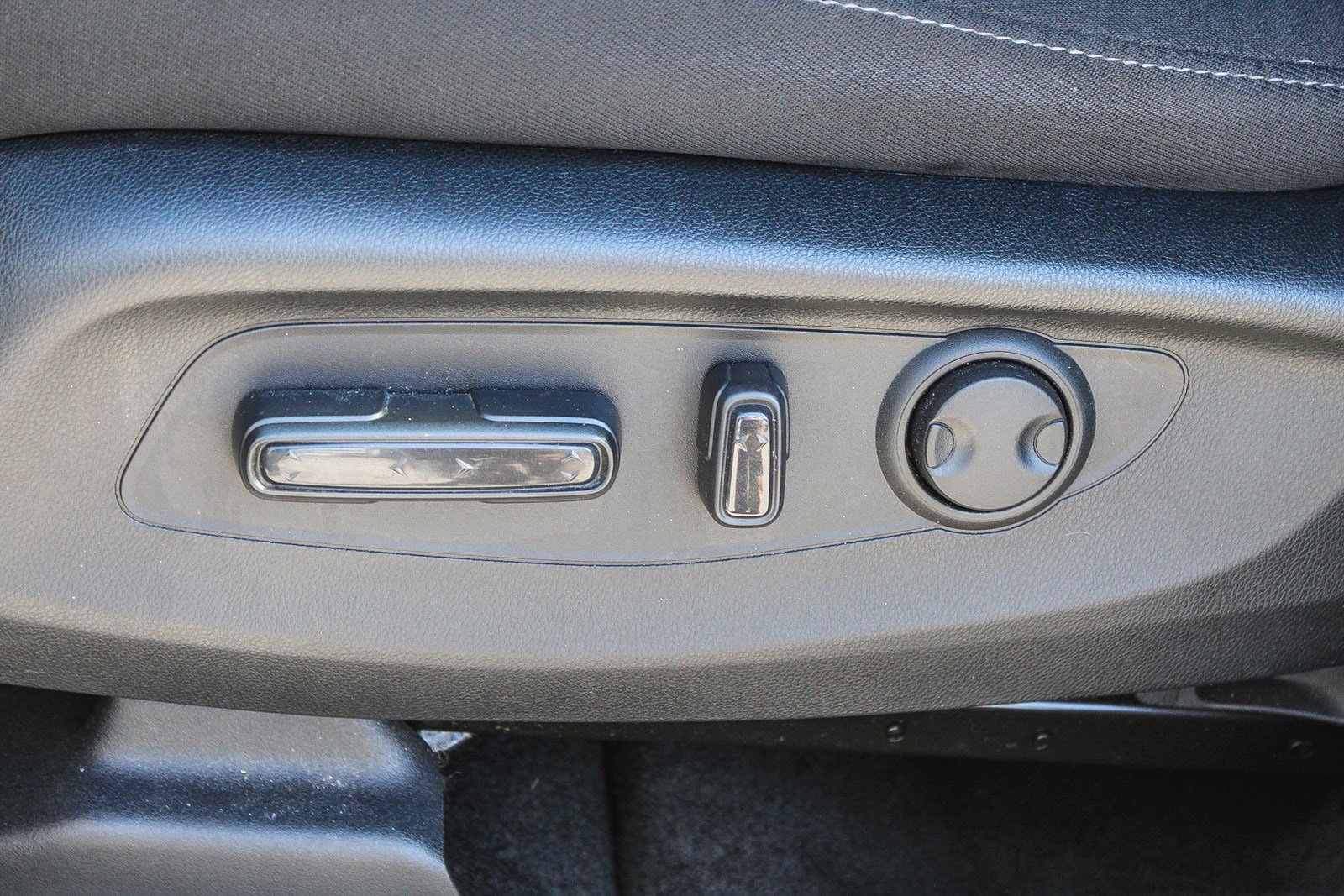 Certified 2025 Honda CR-V EX image 23