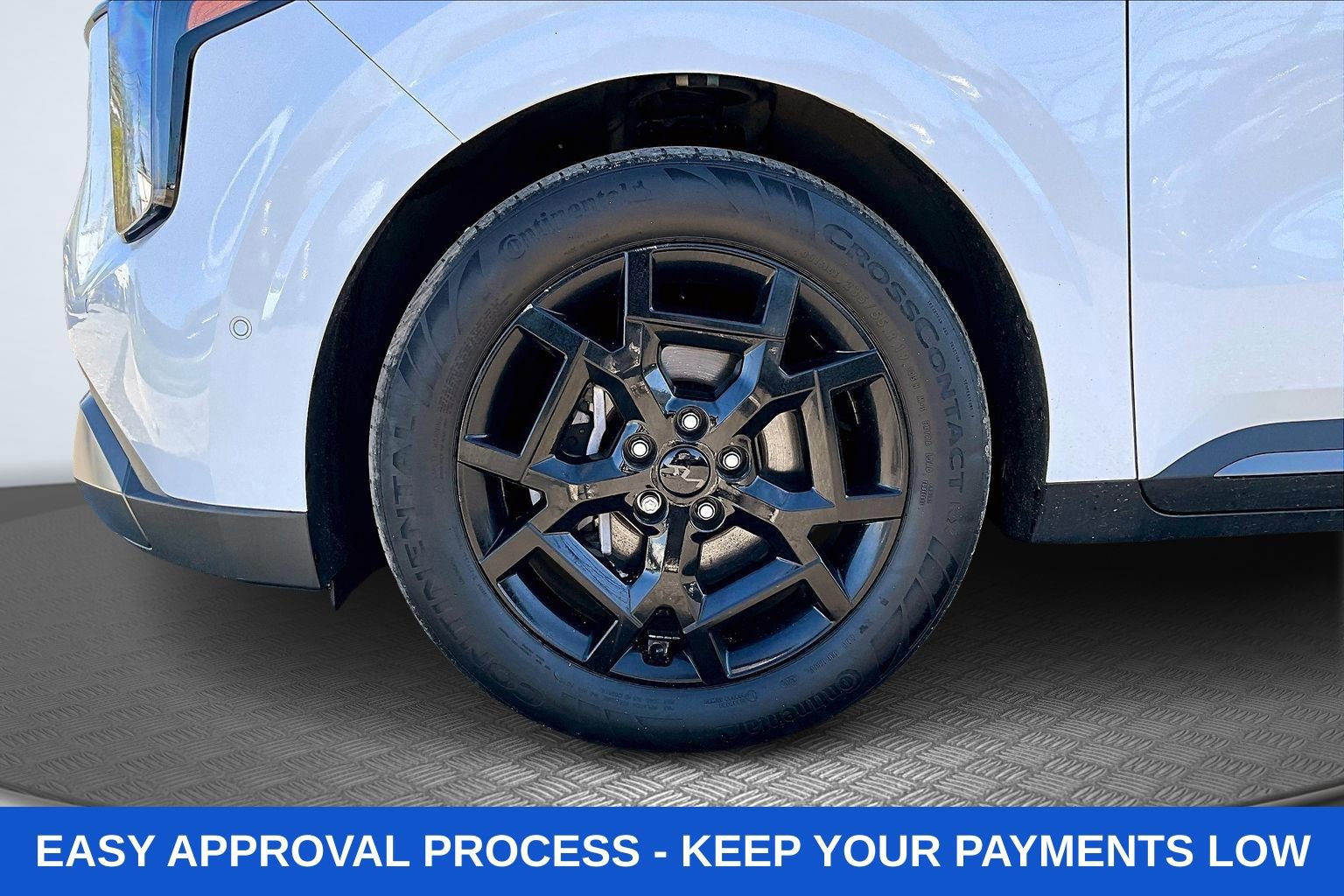 Used 2025 Kia Carnival SX image 45