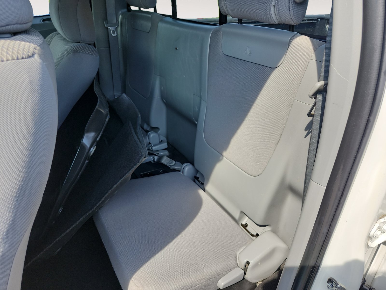 Used 2013 Toyota Tacoma PreRunner w/ Convenience Pkg RWD image 14