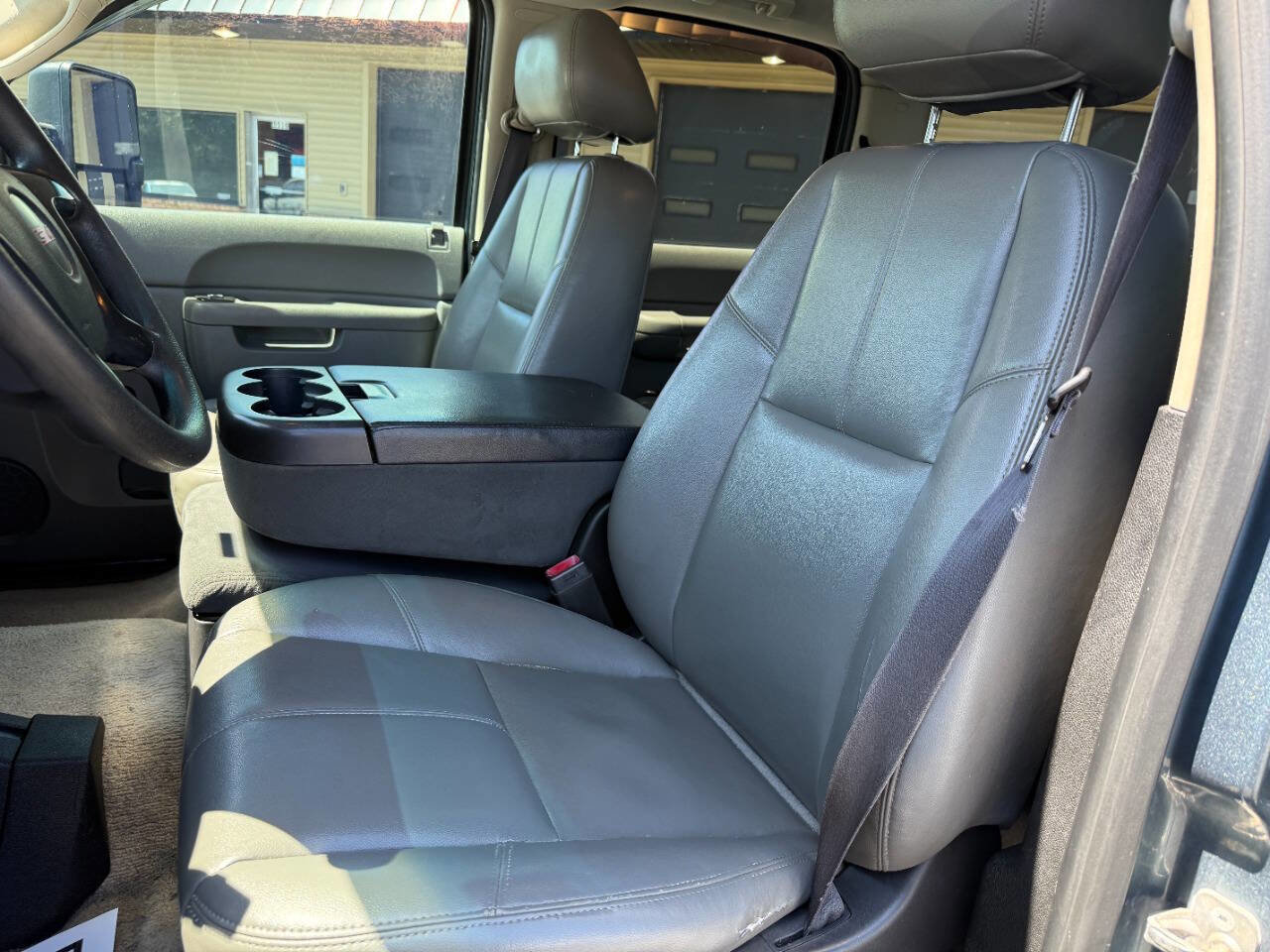 Used 2014 GMC Sierra 2500 W/T w/ Work Truck Preferred Package AWD/4WD image 15