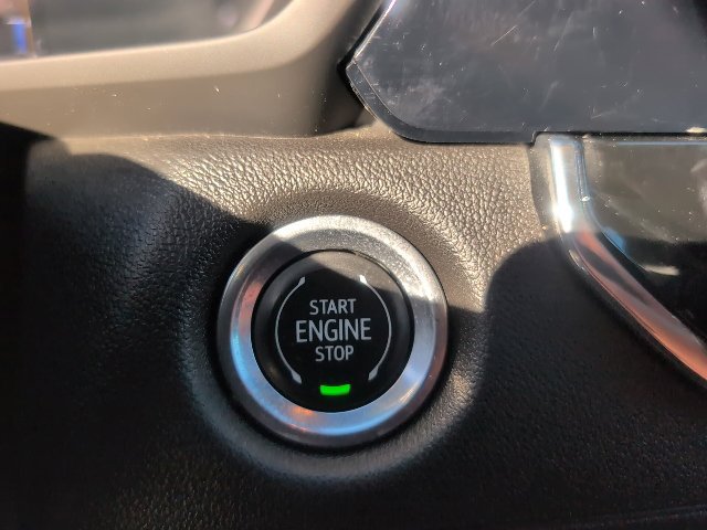 Used 2023 Chevrolet Colorado Trail Boss w/ Technology Package AWD/4WD image 27
