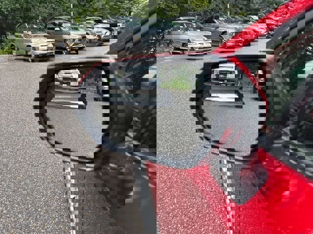 Used 2025 Toyota Corolla SE w/ SE Package image 15