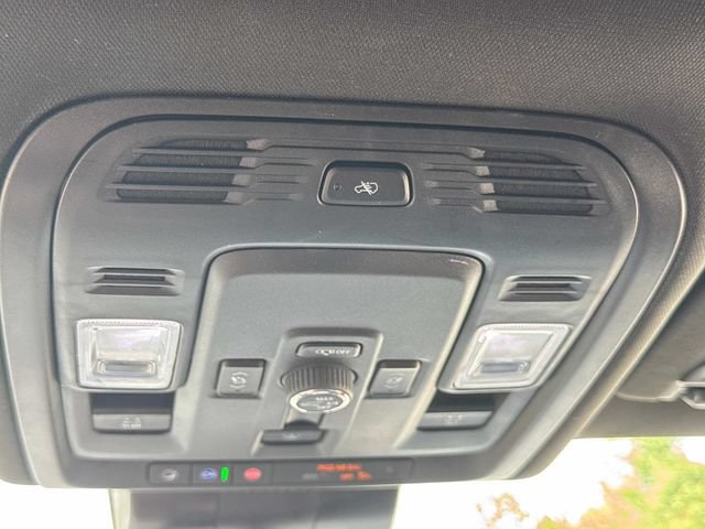 Used 2025 GMC Yukon AT4 Ultimate w/ LPO, Floor Liner Package AWD/4WD image 24
