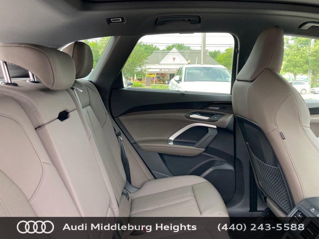 Certified 2025 Audi Q5 Premium Plus w/ Premium Plus image 25