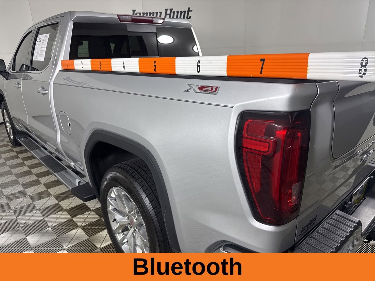 Used 2020 GMC Sierra 1500 SLT w/ SLT Premium Package image 9