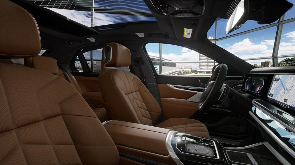 New 2026 BMW 740i w/ Executive Package image 9