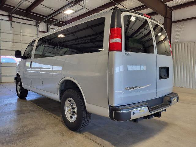 Used 2024 Chevrolet Express 2500 LT w/ LT Preferred Equipment Group RWD image 3