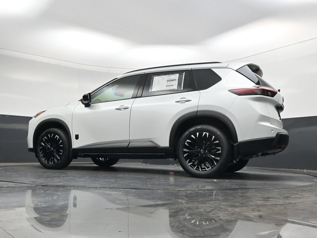 New 2026 Nissan Rogue Dark Armor FWD image 32