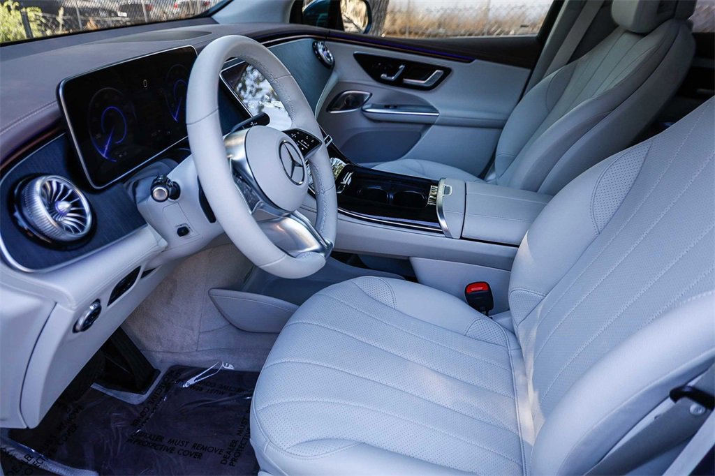Certified 2023 Mercedes-Benz EQE 350+ 4MATIC SUV w/ AMG Line Exterior Package image 19