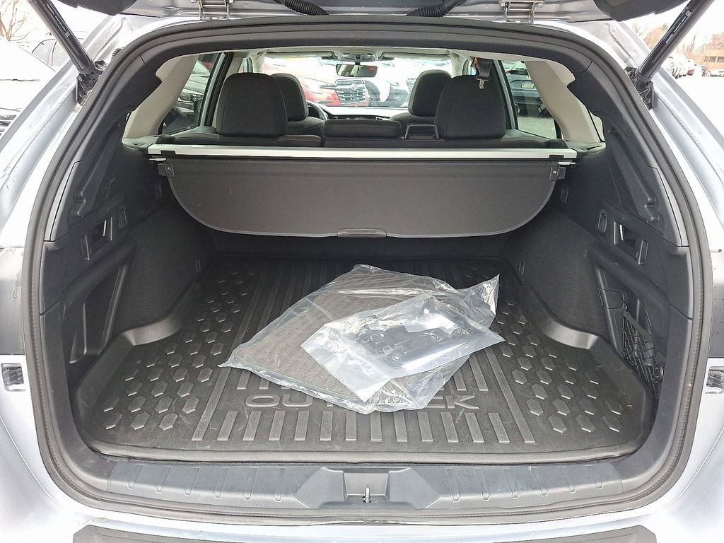 Certified 2023 Subaru Outback Onyx Edition image 30