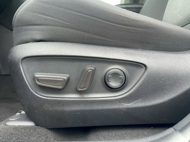 Used 2021 Toyota RAV4 XLE image 12