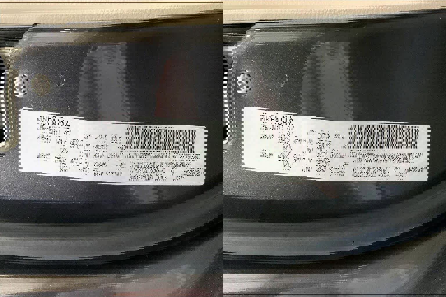 Used 2018 Chrysler Pacifica Touring-L image 36