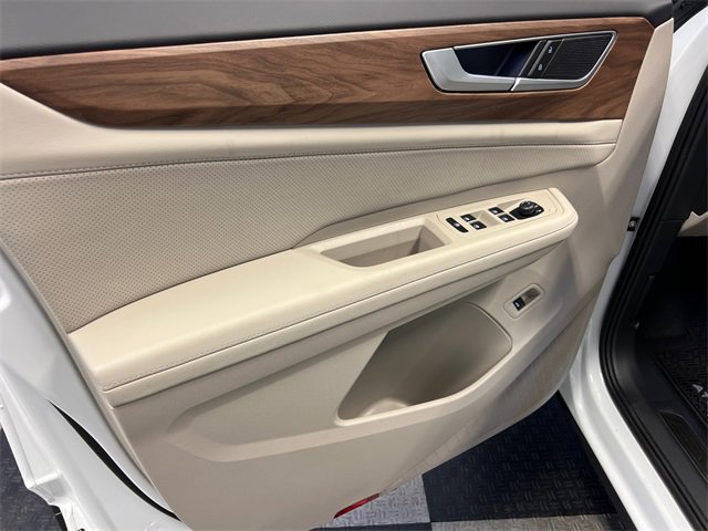 New 2026 Volkswagen Atlas SE image 8