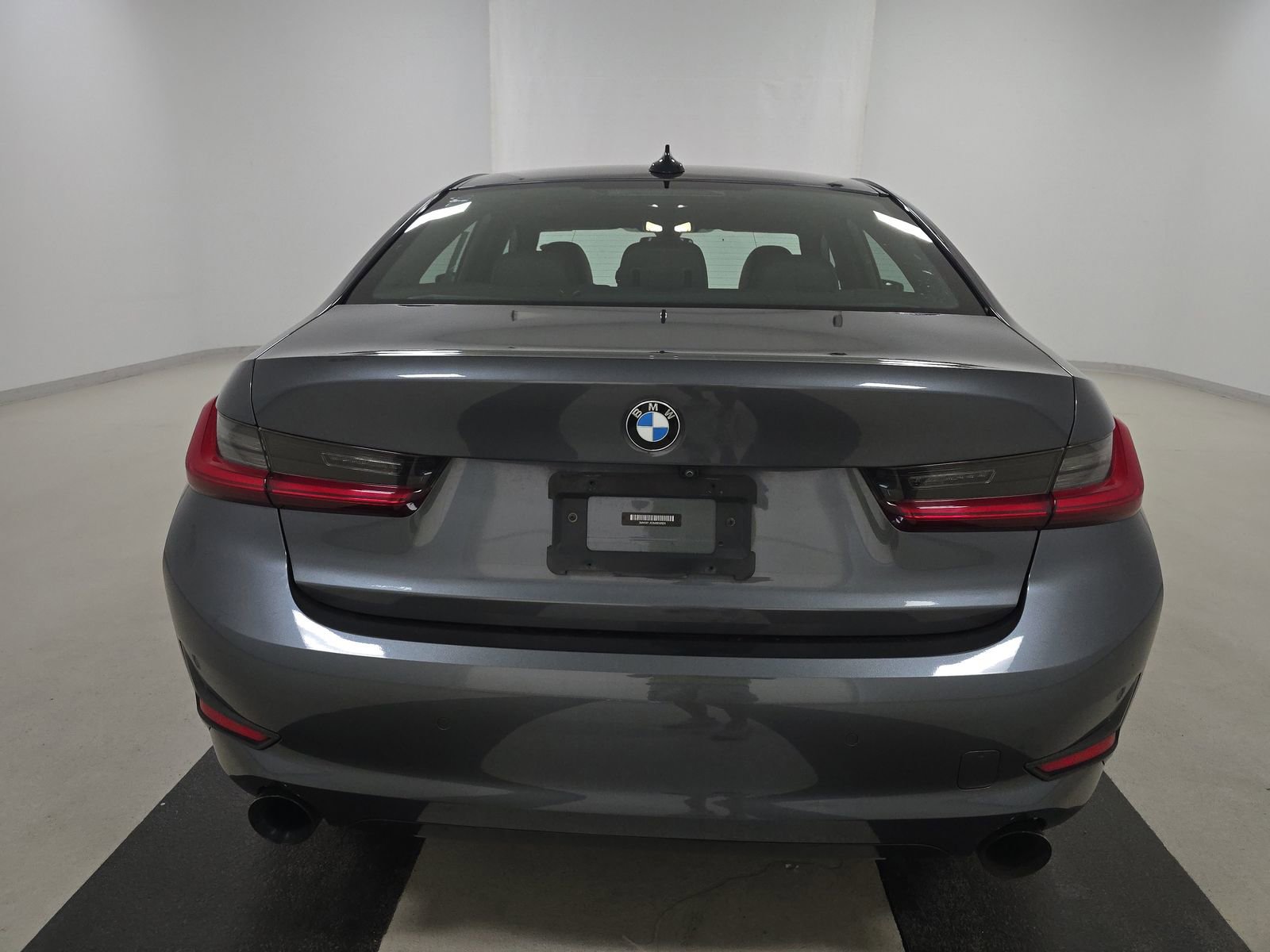 Used 2021 BMW 330i Sedan w/ Convenience Package image 7
