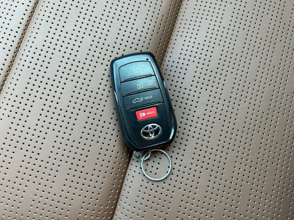 Used 2024 Toyota Tundra 1794 Edition image 33