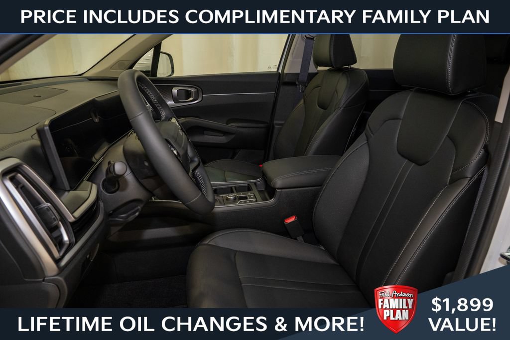 New 2026 Kia Sorento S w/ S Panoramic Sunroof Package FWD image 13