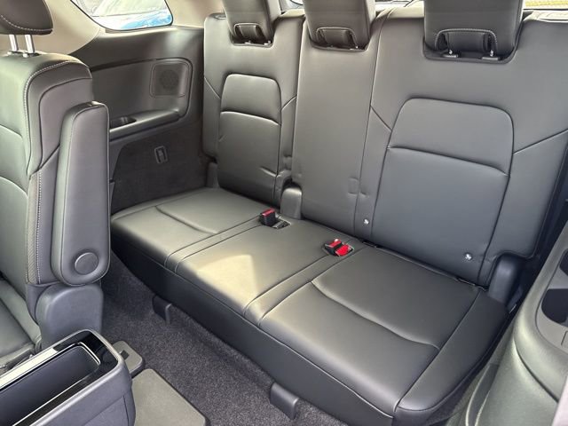 New 2026 Nissan Pathfinder SL w/ SL Premium Package AWD/4WD image 16