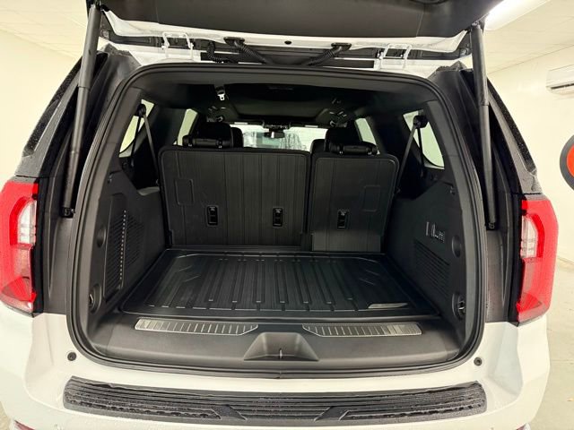 New 2026 GMC Yukon XL Denali w/ Sun & Power Step Package image 8