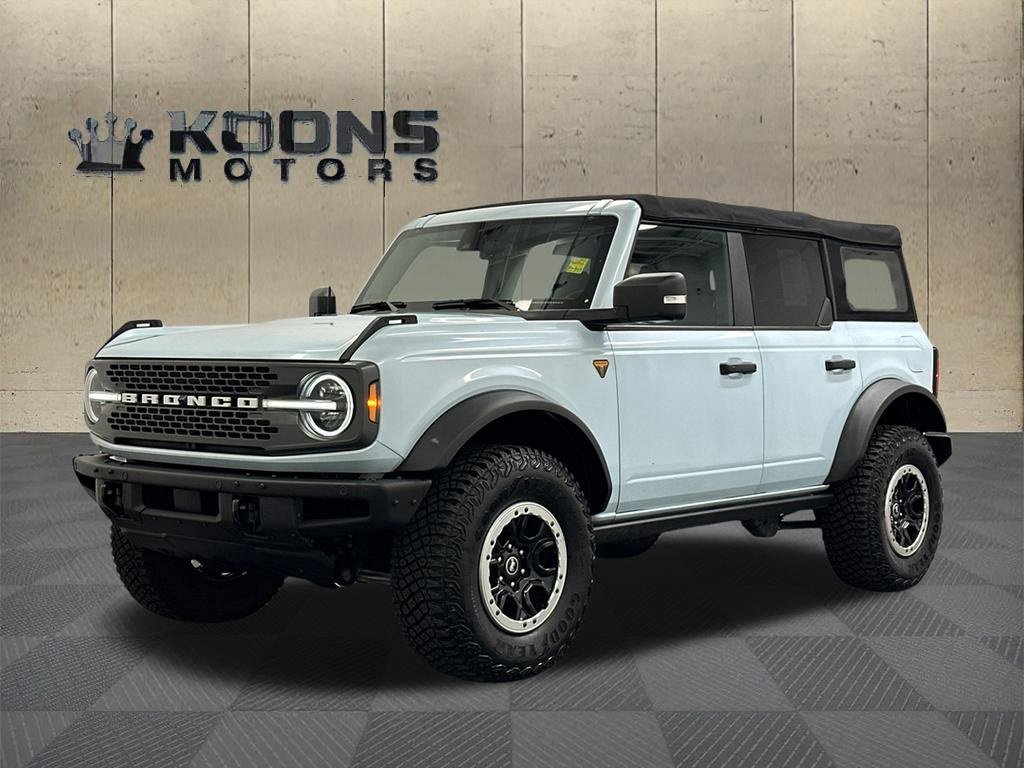Used 2022 Ford Bronco Badlands image 1