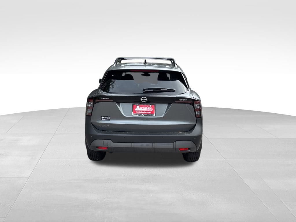 New 2026 Nissan Kicks SV w/ SV Premium Package FWD image 3
