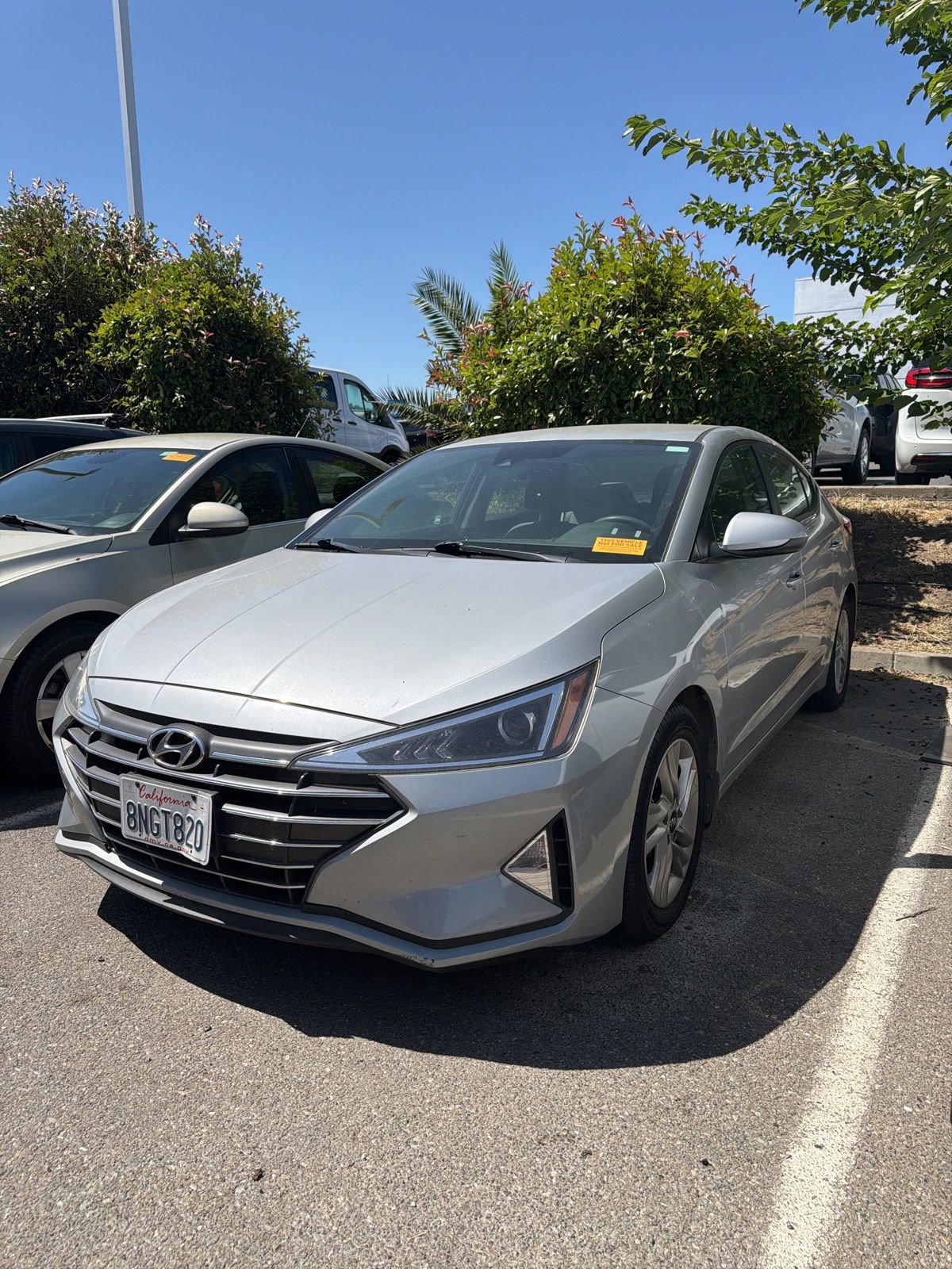 Used 2020 Hyundai Elantra SEL w/ Winter Weather Package FWD image 1