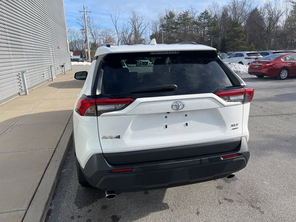 Used 2024 Toyota RAV4 XLE image 34