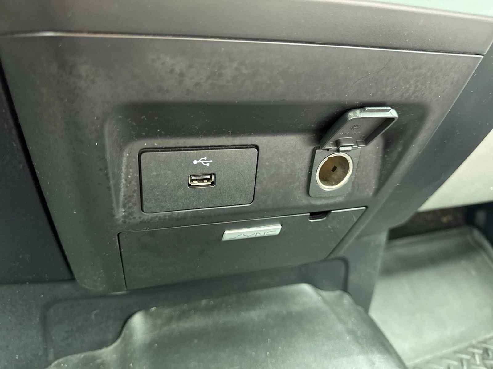 Used 2016 Ford F150 XL w/ Equipment Group 101A Mid AWD/4WD image 32