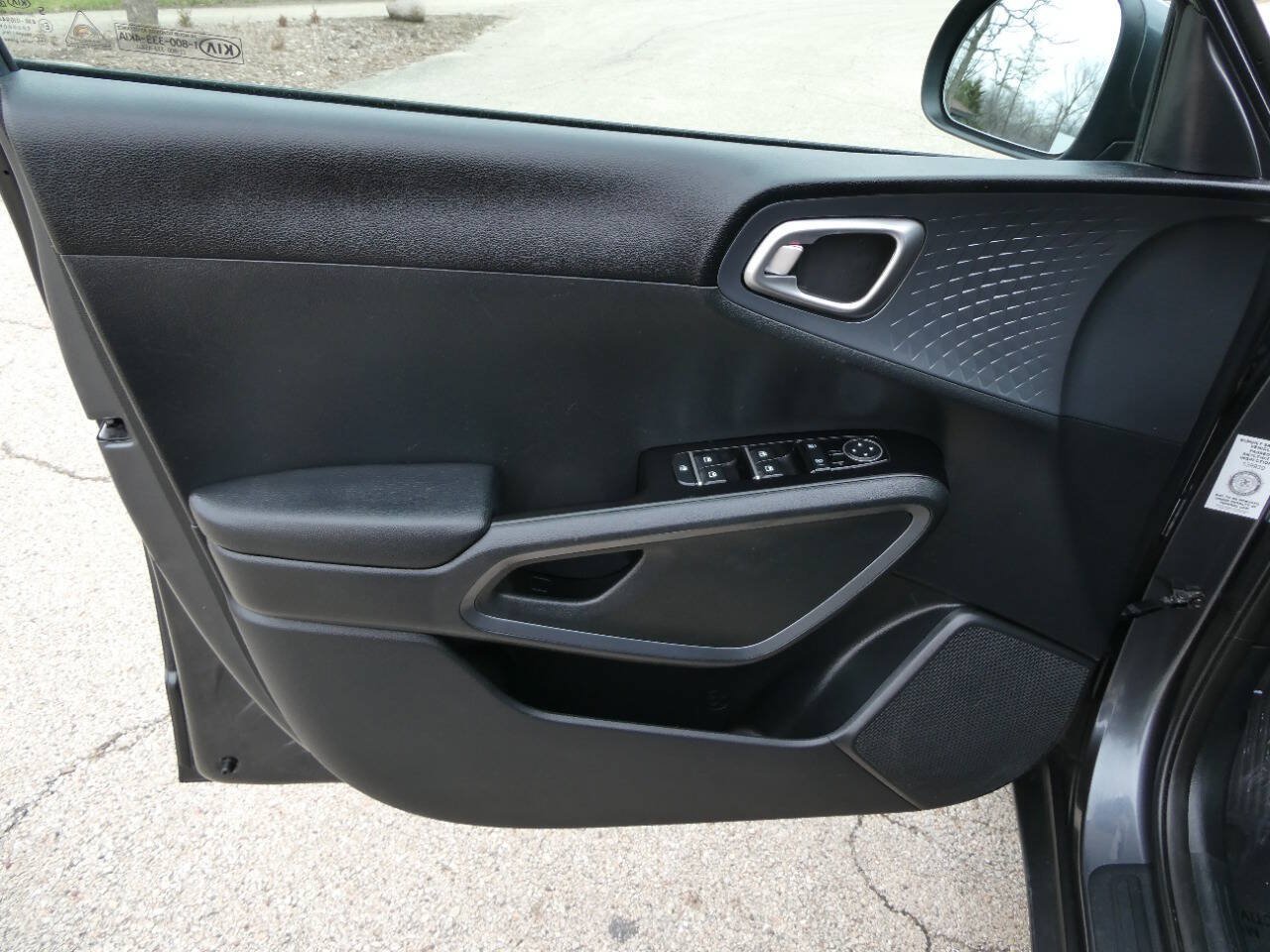 Used 2021 Kia Soul S FWD image 19