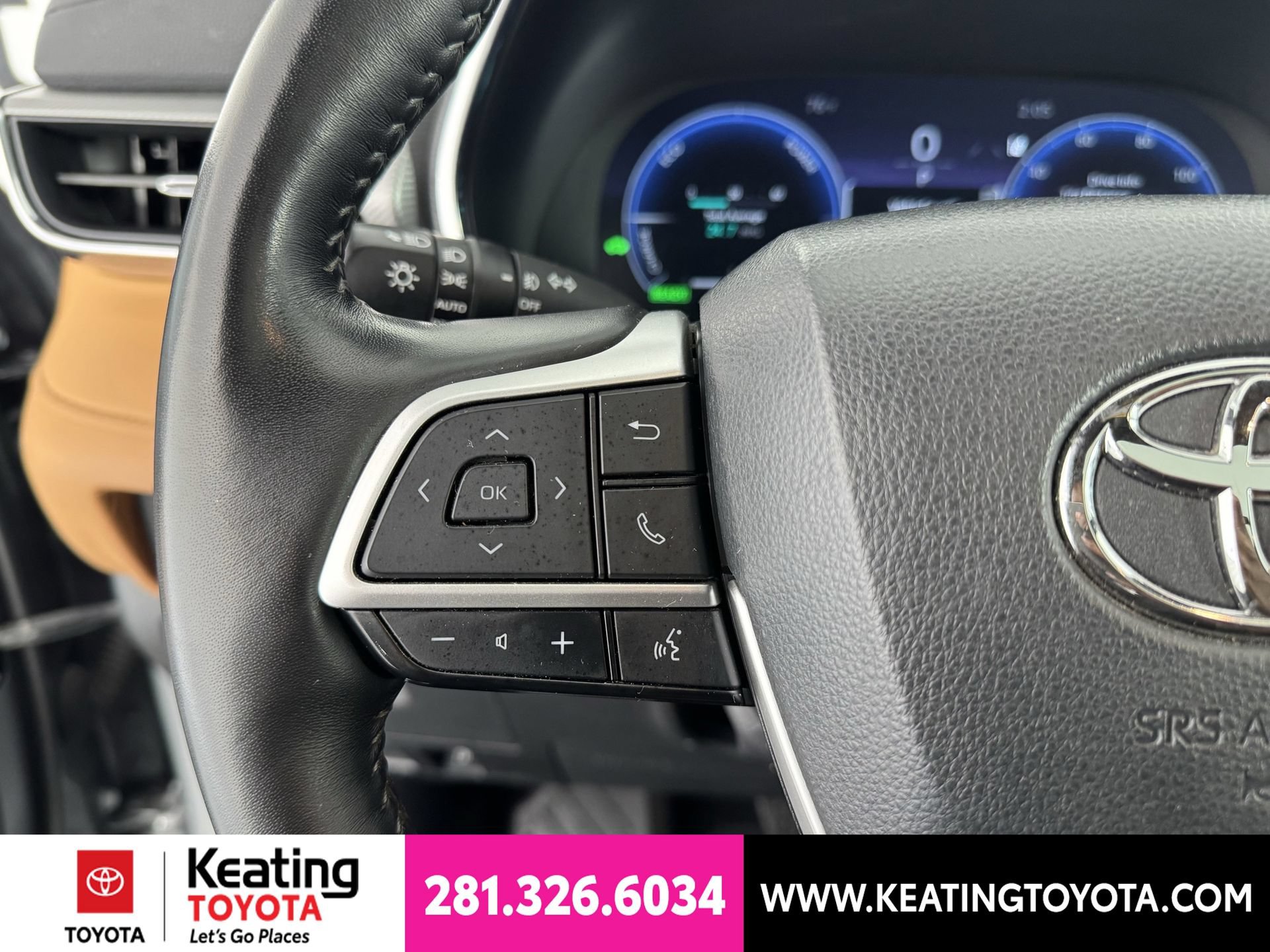 Certified 2025 Toyota Highlander Platinum AWD/4WD image 29