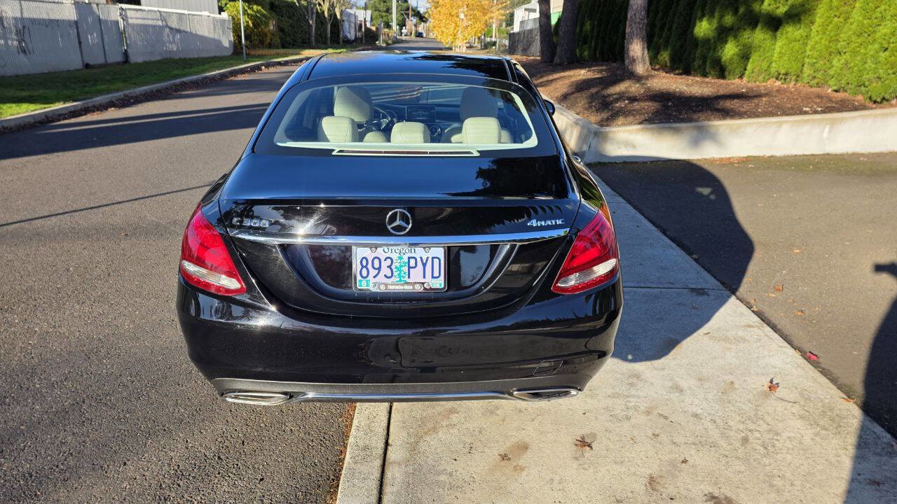 Used 2017 Mercedes-Benz C 300 4MATIC Sedan image 6