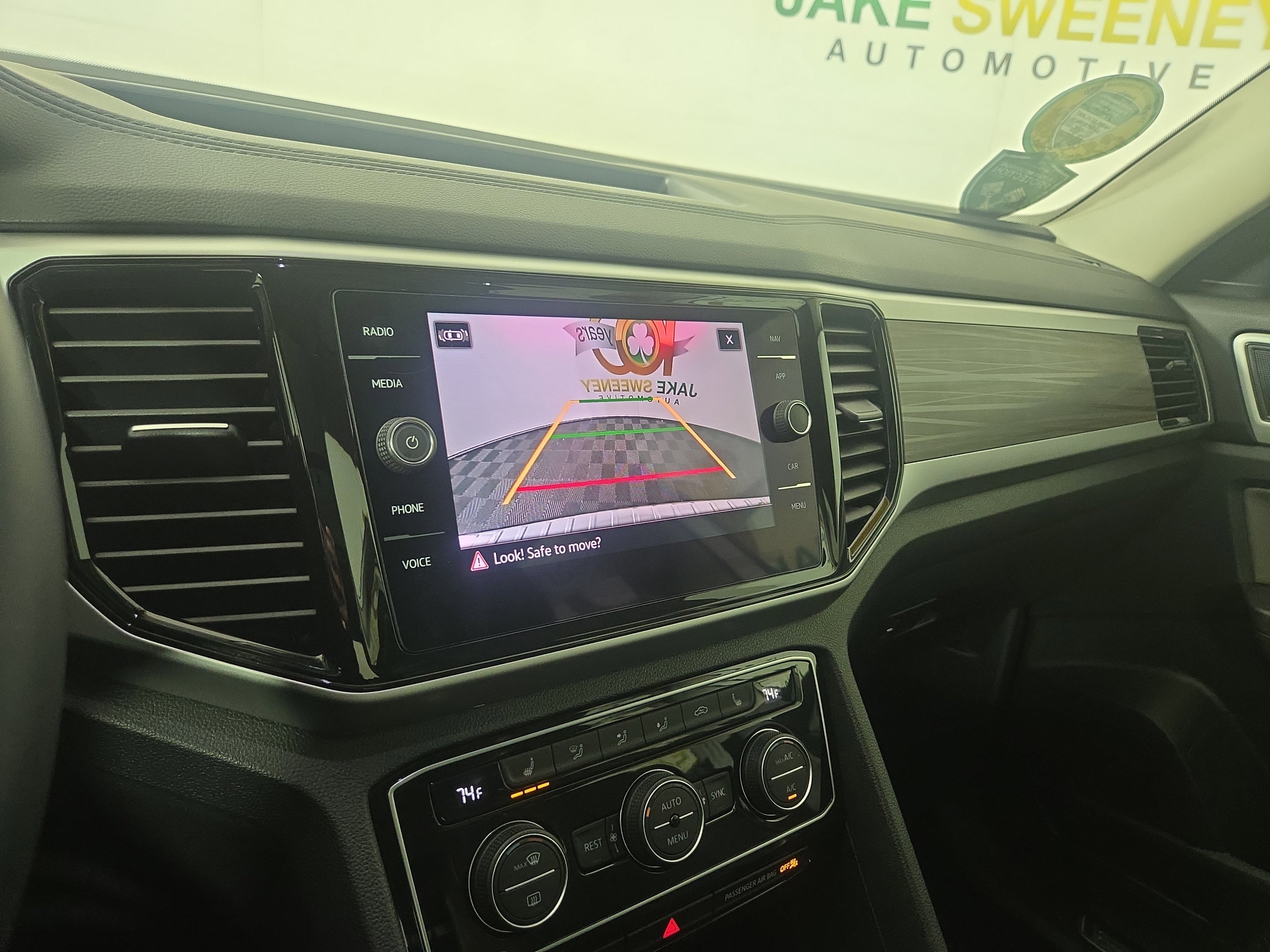 Used 2022 Volkswagen Atlas SEL image 22