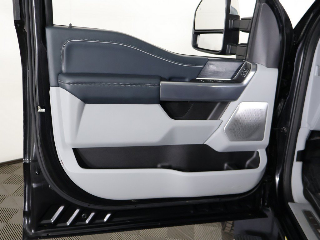 Used 2024 Ford F450 Limited w/ FX4 Off-Road Package AWD/4WD image 30