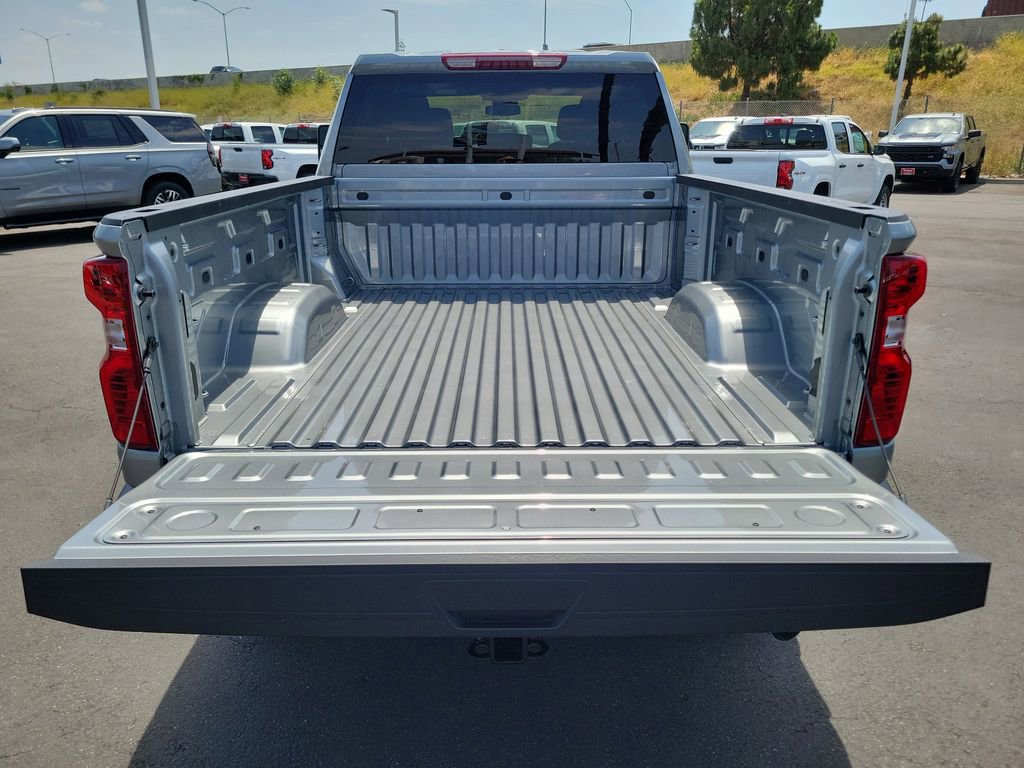 New 2026 Chevrolet Silverado 2500 Custom w/ Custom Value Package AWD/4WD image 19