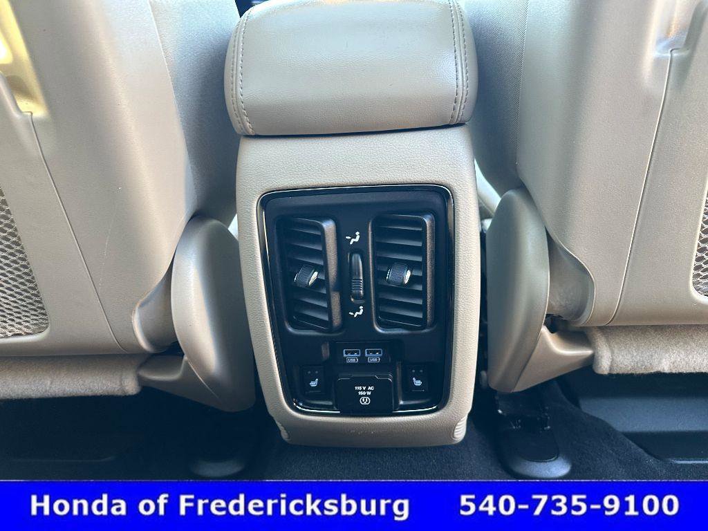 Used 2020 Jeep Grand Cherokee Limited w/ Luxury Group II image 45