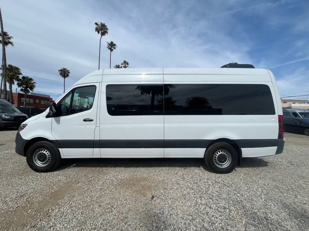Used 2023 Mercedes-Benz Sprinter 2500 w/ Acoustic Package image 11