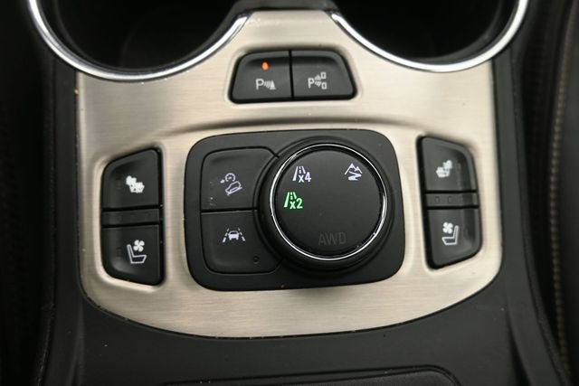 Used 2023 GMC Terrain Denali w/ Denali Premium Package AWD/4WD image 31