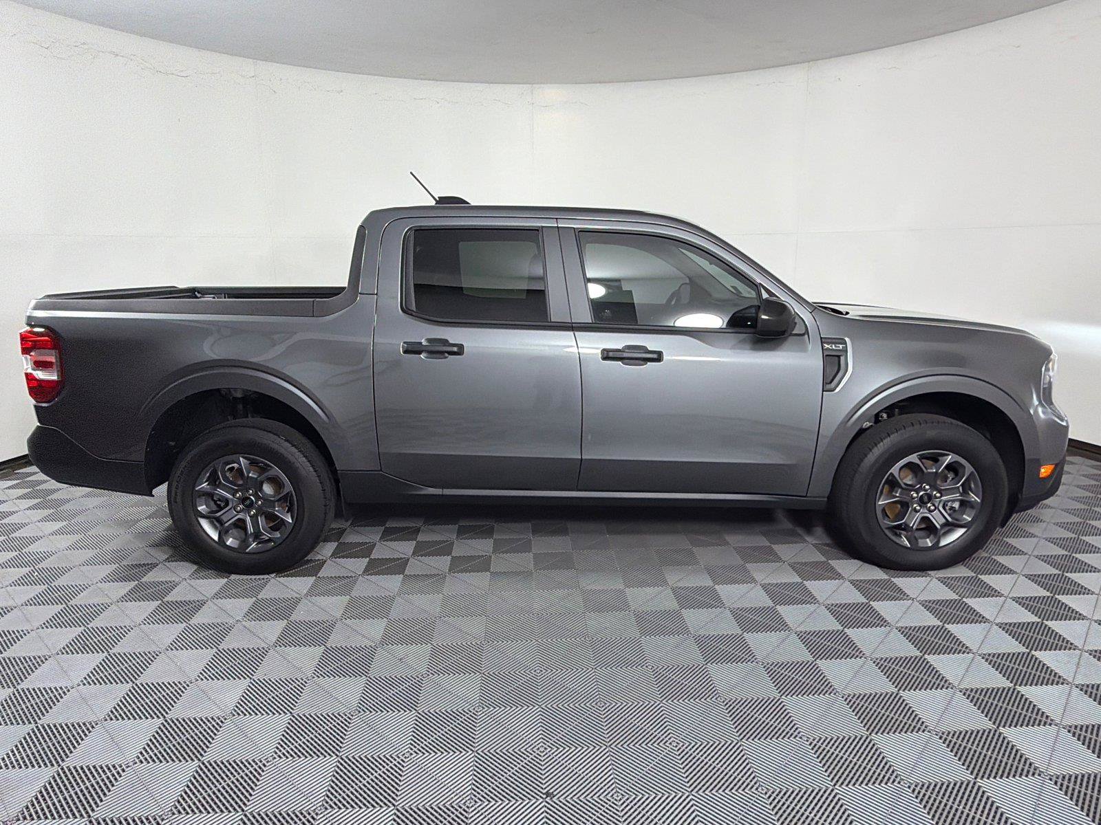 Used 2026 Ford Maverick XLT w/ XLT Luxury Package AWD/4WD image 8